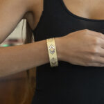 Złota bransoletka z geometrycznym wzorem, tricolor próba 0,585, XX wiek.