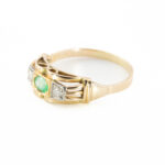 Złoty pierścionek vintage ze szmaragdem i diamentami